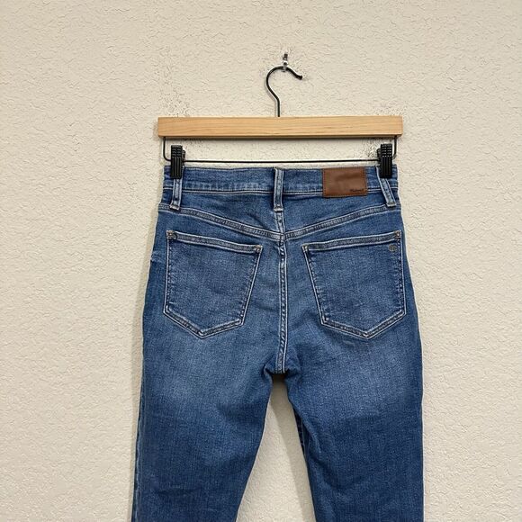 MADEWELL 9” Mid Rise Skinny Crop Jeans Button Front Tencel Stretch in Blue - Picture 6 of 14